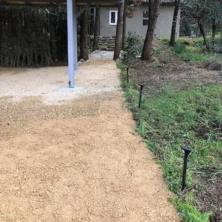 Eco-chic Retreat: Countryside Oasis Near Florence בקתה *